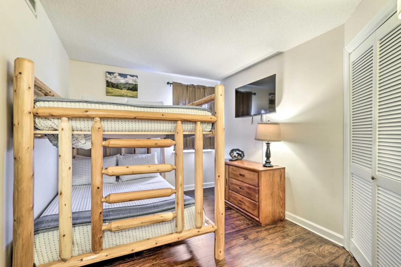 Gatlinburg Condo With Pool, Hot Tub, And Mtn Views! Kültér fotó